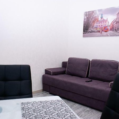 Apartment Barvy Lvova On Kostyushka St Exterior photo