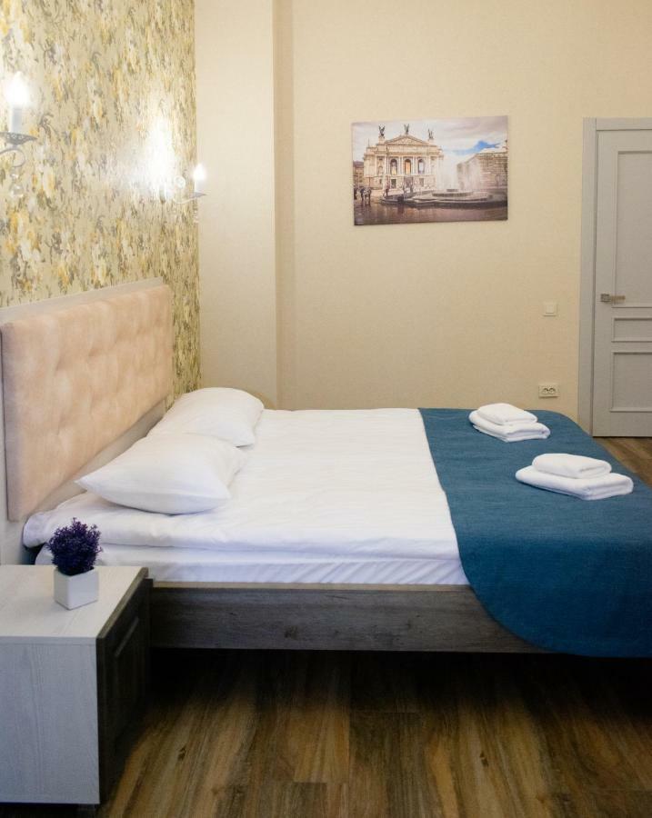 Apartment Barvy Lvova On Kostyushka St Exterior photo